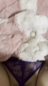 掐着老婆脖子一顿捅